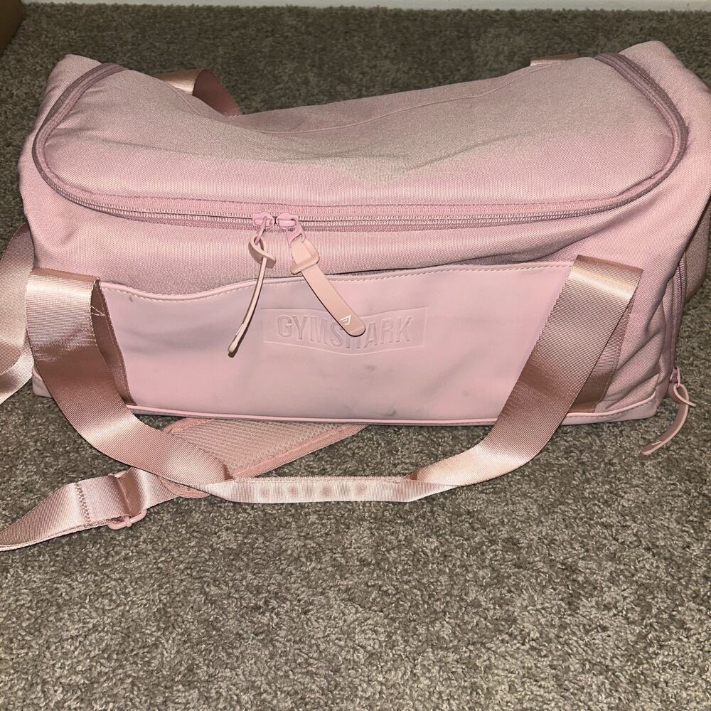 Gymshark Small Everyday Gym Bag Pink
